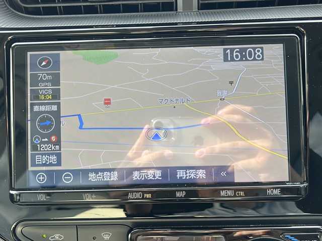 トヨタ アクア クロスオーバー 沖縄県 2019(平31)年 6.5万km ベージュ 純正ナビ（ＡＭ／ＦＭ／ＣＤ／ＤＶＤ／ＢＴ）　/フルセグＴＶ　/バックカメラ　/衝突軽減防止装置　/ドラレコ　/ＥＴＣ　/前後コーナーセンサー　/レーンキープアシスト　/横滑り防止