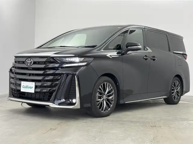 トヨタ ヴェルファイア ハイブリット Z プレミア 愛知県 2023(令5)年 1.6万km ブラック 純正14型ナビ（フルセグ、Bluetooth、AppleCarplay、HDMI）/純正13型フリップダウンモニター/全方位カメラ/サンルーフ/トヨタチームメイト/HUD/BSM/ユニバーサルステップ/100V電源/Qi充電/両側パワスラドア/パワーシート（D+N）/パワーバックドア/シートヒーター、エアシート（D+N)/ハンドルヒーター/パーキングアシスト/デジタルインナーミラー/ACC/前後ドラレコ/ETC2.0/衝突軽減ブレーキ/レーンキープアシスト/オートハイビーム/スマートキー/LEDヘッドライト/純正19インチAW/純正フロアマット