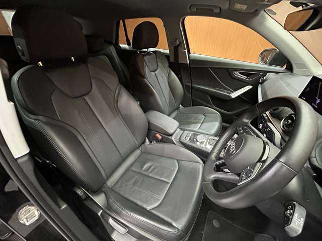 アウディ Ｑ２ 1.4TFSI シリンダーオンデマンドスポーツ 千葉県 2018(平30)年 4万km ミトスブラックメタリック パノラマSR /B＆O音響　/革シート　/バーチャルコックピット　/アシスタンスパッケージ　/ACC　/ナビ　/TV　/Bカメラ　/Bluetooth接続　/電動シート　/シートヒーター　/LEDヘッドライト　/衝突軽減B　/サイドアシスト　/ドラレコ　/ETC