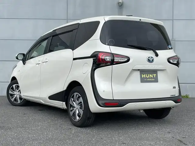 トヨタ シエンタ ハイブリッド G クエロ 千葉県 2019(平31)年 4.7万km ホワイトパールクリスタルシャイン 衝突軽減ブレーキ/全方位カメラ/両側パワースライドドア/純正９インチナビ/フルセグＴＶ/Ｂｌｕｅｔｏｏｔｈ/ＥＴＣ/ＬＥＤヘッドライト/オートライト/プッシュスタート/スマートキー
