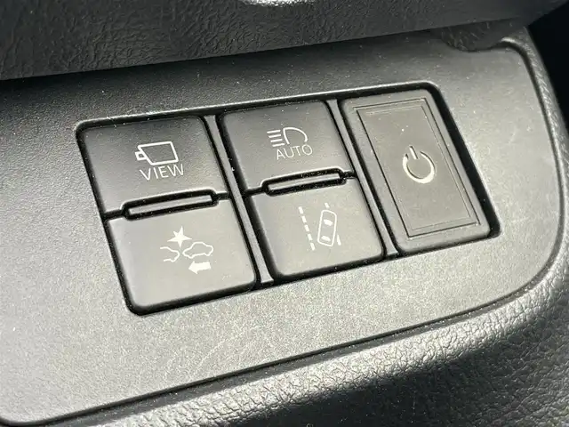 トヨタ シエンタ ハイブリッド G クエロ 千葉県 2019(平31)年 4.7万km ホワイトパールクリスタルシャイン 衝突軽減ブレーキ/全方位カメラ/両側パワースライドドア/純正９インチナビ/フルセグＴＶ/Ｂｌｕｅｔｏｏｔｈ/ＥＴＣ/ＬＥＤヘッドライト/オートライト/プッシュスタート/スマートキー