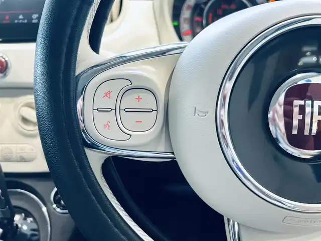 フィアット ５００ 1．2 ポップ 大阪府 2020(令2)年 4.6万km ボサノバホワイト 純正ディスプレイオーディオ/applecarplay/純正フロアマット/USB/Bluetooth/ハーフレザー/リモコンキー/14インチホイール/アイドリングストップ/盗難防止