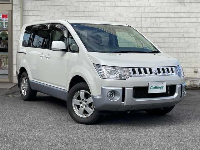 三菱 デリカＤ：５ エクシードⅡ 大分県 2010(平22)年 8.9万km ウォームホワイトパール 〇ワンオーナー/〇ETC/〇片側パワースライドドア/〇スマートキー/〇フロアマット/〇木目調パネル/〇社外デジタルインナーミラー/〇電動格納ミラー/〇保証書/〇取扱説明書