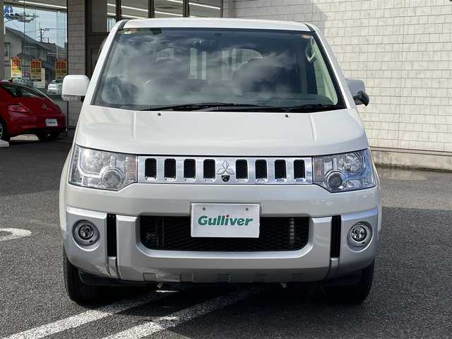 三菱 デリカＤ：５ エクシードⅡ 大分県 2010(平22)年 8.9万km ウォームホワイトパール 〇ワンオーナー/〇ETC/〇片側パワースライドドア/〇スマートキー/〇フロアマット/〇木目調パネル/〇社外デジタルインナーミラー/〇電動格納ミラー/〇保証書/〇取扱説明書