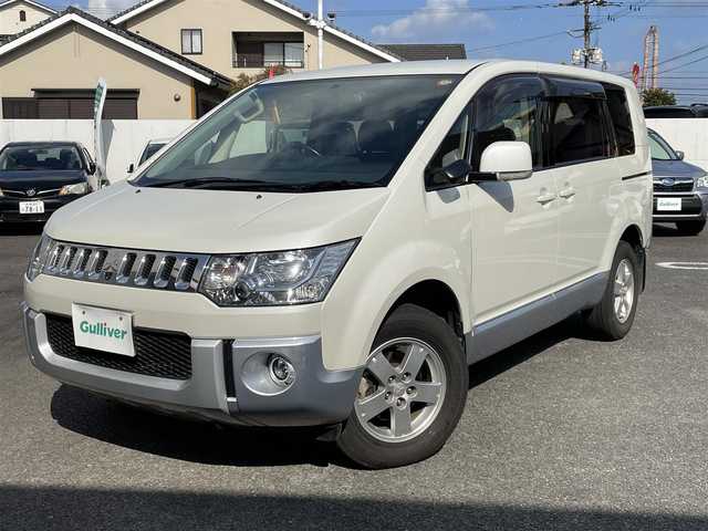 三菱 デリカＤ：５ エクシードⅡ 大分県 2010(平22)年 8.9万km ウォームホワイトパール 〇ワンオーナー/〇ETC/〇片側パワースライドドア/〇スマートキー/〇フロアマット/〇木目調パネル/〇社外デジタルインナーミラー/〇電動格納ミラー/〇保証書/〇取扱説明書