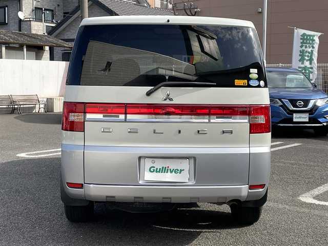 三菱 デリカＤ：５ エクシードⅡ 大分県 2010(平22)年 8.9万km ウォームホワイトパール 〇ワンオーナー/〇ETC/〇片側パワースライドドア/〇スマートキー/〇フロアマット/〇木目調パネル/〇社外デジタルインナーミラー/〇電動格納ミラー/〇保証書/〇取扱説明書