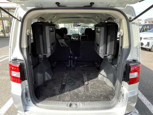 三菱 デリカＤ：５ エクシードⅡ 大分県 2010(平22)年 8.9万km ウォームホワイトパール 〇ワンオーナー/〇ETC/〇片側パワースライドドア/〇スマートキー/〇フロアマット/〇木目調パネル/〇社外デジタルインナーミラー/〇電動格納ミラー/〇保証書/〇取扱説明書