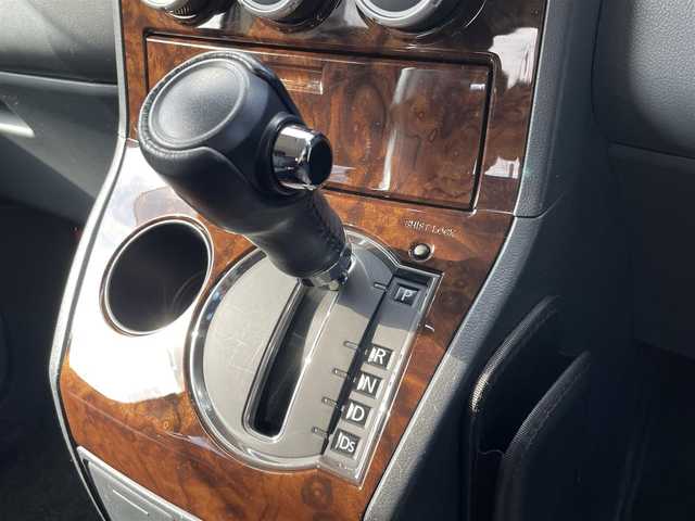 三菱 デリカＤ：５ エクシードⅡ 大分県 2010(平22)年 8.9万km ウォームホワイトパール 〇ワンオーナー/〇ETC/〇片側パワースライドドア/〇スマートキー/〇フロアマット/〇木目調パネル/〇社外デジタルインナーミラー/〇電動格納ミラー/〇保証書/〇取扱説明書