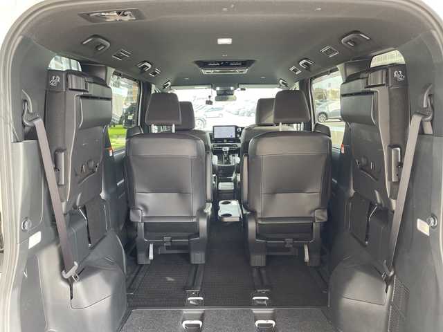 トヨタ ノア S－G 愛知県 2022(令4)年 3万km ホワイトパールクリスタルシャイン トヨタセーフティセンス/純正10.5型ディスプレイオーディオナビ/フリップダウンモニター/両側パワースライドドア/バックカメラ/レーダークルーズコントロール/シートヒーター/コーナーセンサー/純正アルミホイール/ETC2.0/ブラインドスポットモニター/LEDヘッドライト/リアオートエアコン/レーンキープアシスト/衝突軽減システム/フルセグ/CD DVD/Bluetooth/ドライブレコーダー/ステアリングスイッチ/スマートキー/プッシュスタート