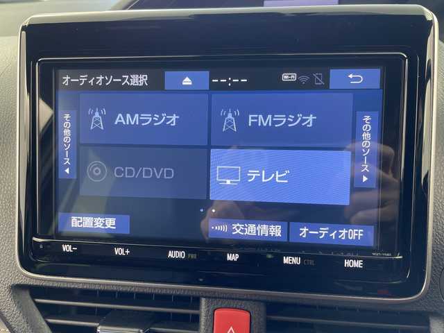 トヨタ エスクァイア ハイブリッド Gi 岐阜県 2019(平31)年 6万km ブラック 純正９インチナビ(NSZT-Y68T)　/フルセグTV　/Bluetooth/両側パワースライドドア　/クルーズコントロール　/シートヒーター　/純正フロアマット　/純正アルミホイール　/セーフティセンス　/オートライト　/ＬＥＤヘッドライト　/スマートキー/オートライト/バックカメラ/ビルトインETC/WAC/シートヒーター/ハンドルヒーター/エンジンスタートボタン/USB入力端子/パワーステアリング/パワーウィンドウ