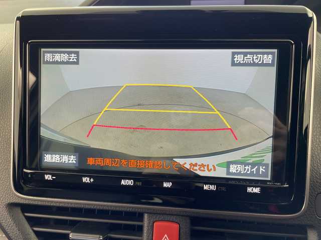 トヨタ エスクァイア ハイブリッド Gi 岐阜県 2019(平31)年 6万km ブラック 純正９インチナビ(NSZT-Y68T)　/フルセグTV　/Bluetooth/両側パワースライドドア　/クルーズコントロール　/シートヒーター　/純正フロアマット　/純正アルミホイール　/セーフティセンス　/オートライト　/ＬＥＤヘッドライト　/スマートキー/オートライト/バックカメラ/ビルトインETC/WAC/シートヒーター/ハンドルヒーター/エンジンスタートボタン/USB入力端子/パワーステアリング/パワーウィンドウ