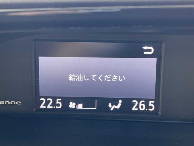 トヨタ エスクァイア ハイブリッド Gi 岐阜県 2019(平31)年 6万km ブラック 純正９インチナビ(NSZT-Y68T)　/フルセグTV　/Bluetooth/両側パワースライドドア　/クルーズコントロール　/シートヒーター　/純正フロアマット　/純正アルミホイール　/セーフティセンス　/オートライト　/ＬＥＤヘッドライト　/スマートキー/オートライト/バックカメラ/ビルトインETC/WAC/シートヒーター/ハンドルヒーター/エンジンスタートボタン/USB入力端子/パワーステアリング/パワーウィンドウ