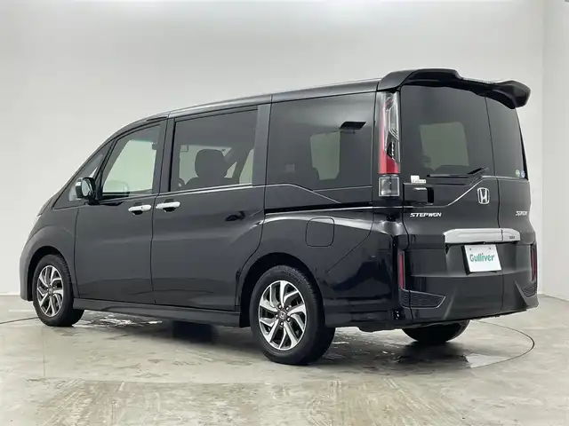 ホンダ ステップワゴン スパーダ ホンダセンシング 埼玉県 2017(平29)年 3.1万km プレミアムスパークルブラックパール 純正9インチナビ/ CD DVD 地デジ Bluetooth/バックカメラ/フリップダウンモニター/ホンダセンシング/アダプティブクローズコントロール/レーンキープアシスト/ビルトインETC/ドライブレコーダー/両側パワースライドドア/わくわくゲート/スマートキーシステム/純正LEDヘッドライト