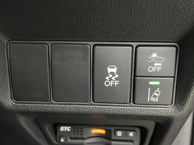 ホンダ ステップワゴン スパーダ ホンダセンシング 埼玉県 2017(平29)年 3.1万km プレミアムスパークルブラックパール 純正9インチナビ/ CD DVD 地デジ Bluetooth/バックカメラ/フリップダウンモニター/ホンダセンシング/アダプティブクローズコントロール/レーンキープアシスト/ビルトインETC/ドライブレコーダー/両側パワースライドドア/わくわくゲート/スマートキーシステム/純正LEDヘッドライト