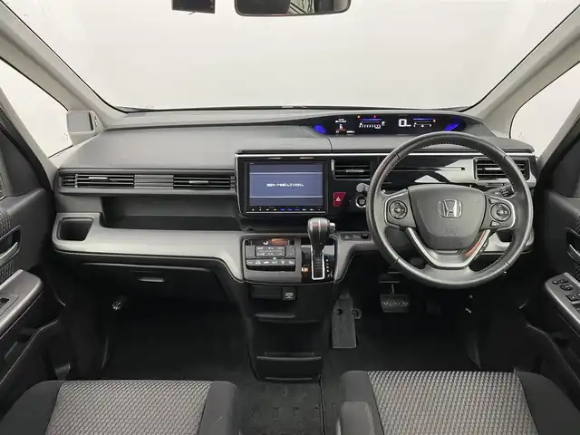 ホンダ ステップワゴン スパーダ ホンダセンシング 埼玉県 2017(平29)年 3.1万km プレミアムスパークルブラックパール 純正9インチナビ/ CD DVD 地デジ Bluetooth/バックカメラ/フリップダウンモニター/ホンダセンシング/アダプティブクローズコントロール/レーンキープアシスト/ビルトインETC/ドライブレコーダー/両側パワースライドドア/わくわくゲート/スマートキーシステム/純正LEDヘッドライト