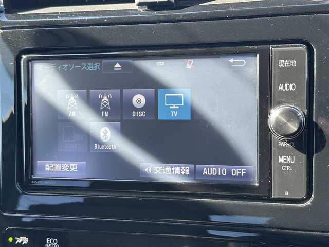トヨタ プリウス Sセーフティプラス 茨城県 2018(平30)年 1.6万km アティチュードブラックマイカ/ホワイトパールクリスタルシャイン 純正ナビ/【AM・FM・CD・DVD・TV・SD・BT】/パーキングアシスト/レーダークルコン/ETC/Bカメラ/前方ドラレコ/前後コーナーセンサー/ステリモ/フロアマット/純正アルミホイール/電格ミラー/ウインカーミラー/ドアバイザー/オートライト/オートハイビーム/Fフォグ/LEDライト