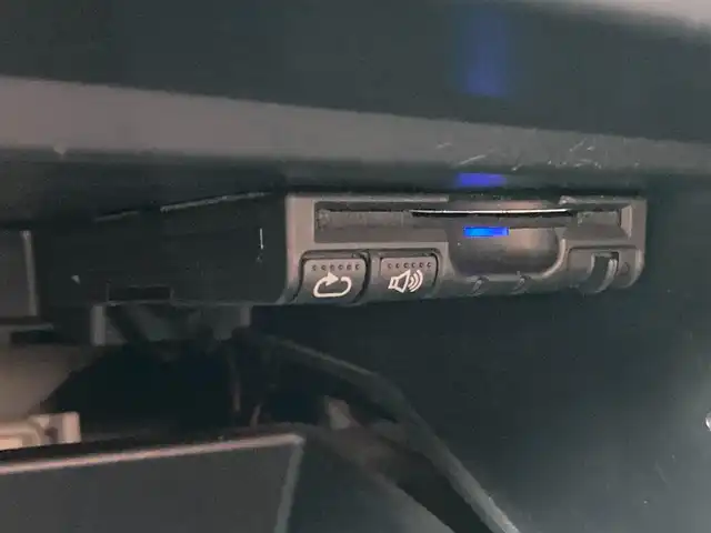 スバル ＢＲＺ プレミアムスポーツパッケージ 静岡県 2014(平26)年 6.8万km ライトニングレッド 社外メモリーナビ(AVIC-MRZ099W)/　AM　FM　CD　DVD　Bluetooth SD /フルセグTV/ETC/スマートキー×２/革巻きステアリング/シートヒーター/STi専用17インチアルミホイール/HIDオートヘッドライト/STiエアロ/６速MT/バックモニター/オレンジ＆ブラックレザーシート