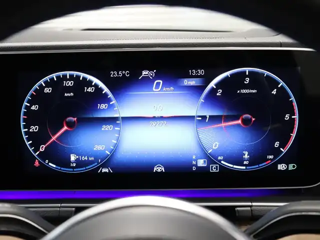 メルセデス・ベンツ ＧＬＳ４００ｄ 4マチック 静岡県 2022(令4)年 3万km ダイヤモンドホワイト 純正ナビ/フルセグTV/黒革シート/Apple Car Play/サンルーフ/HUD/ACC/360°カメラ/ウッドパネル/ブルメスターサウンド/前後ドライブレコーダー/シートヒーター/ベンチレーション