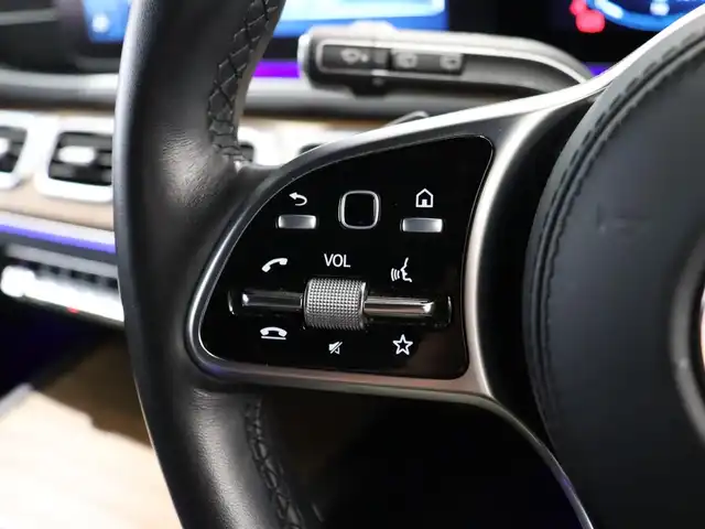 メルセデス・ベンツ ＧＬＳ４００ｄ 4マチック 静岡県 2022(令4)年 3万km ダイヤモンドホワイト 純正ナビ/フルセグTV/黒革シート/Apple Car Play/サンルーフ/HUD/ACC/360°カメラ/ウッドパネル/ブルメスターサウンド/前後ドライブレコーダー/シートヒーター/ベンチレーション