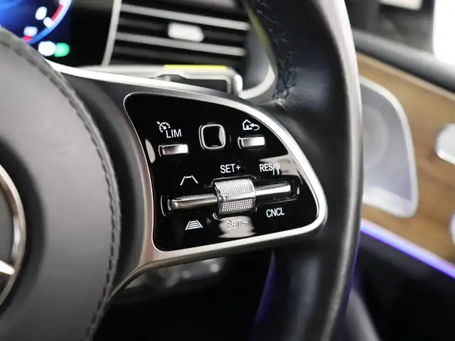 メルセデス・ベンツ ＧＬＳ４００ｄ 4マチック 静岡県 2022(令4)年 3万km ダイヤモンドホワイト 純正ナビ/フルセグTV/黒革シート/Apple Car Play/サンルーフ/HUD/ACC/360°カメラ/ウッドパネル/ブルメスターサウンド/前後ドライブレコーダー/シートヒーター/ベンチレーション