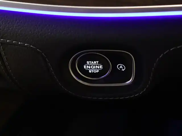 メルセデス・ベンツ ＧＬＳ４００ｄ 4マチック 静岡県 2022(令4)年 3万km ダイヤモンドホワイト 純正ナビ/フルセグTV/黒革シート/Apple Car Play/サンルーフ/HUD/ACC/360°カメラ/ウッドパネル/ブルメスターサウンド/前後ドライブレコーダー/シートヒーター/ベンチレーション