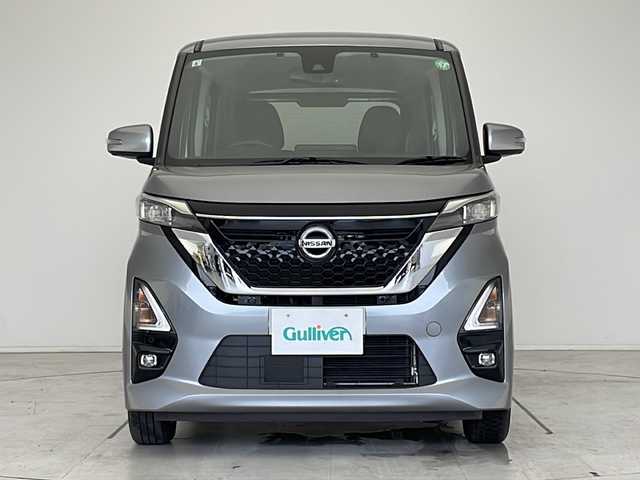 日産 ルークス HWS X プロパイロットED 愛知県 2022(令4)年 2.6万km チタニウムグレーメタリック プロパイロット/衝突軽減システム/純正SDナビ/全方位カメラ/両側パワースライドドア/レーダークルーズコントロール/フルセグ/CD/Bluetooth/バックカメラ/コーナーセンサー/純正アルミホイール/LEDヘッドライト/イージーオープン機能/ETC/ステアリングスイッチ/スマートキー/プッシュスタート