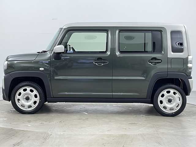 スズキ ハスラー HYBRID G 道央・札幌 2024(令6)年 0.3万km 緑 ・４ＷＤ/・デュアルカメラブレーキサポート/・衝突被害軽減ブレーキ/・誤発進抑制機能/・車線逸脱警報/・レーンキープアシスト/・先行車発進お知らせ/・標識認識機能/・アダプティブクルーズコントロール/・アイドリングストップ/・横滑り防止装置/・グリップコントロール/・ダウンヒルアシストコントロール/・前席シートヒーター/・電動格納式ドアミラー/・ドアミラーヒーター/・オートライト/・オートマチックハイビーム/・ＬＥＤヘッドライト