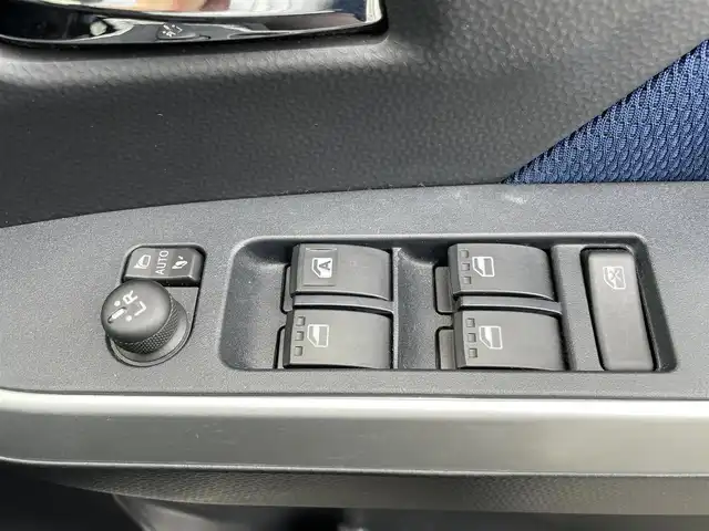 トヨタ タンク カスタムG 鳥取県 2019(令1)年 5.6万km ブラックマイカメタリック/パールホワイト2トーン スマートアシスト/純正ナビ【NSZT-W68T】/・フルセグ/・CD/DVD/・Bluetooth/バックカメラ/両側電動スライドドア/スマートキー/プッシュスタート/ドライブレコーダー /ETC/純正エアロ/純正AW/ABS/クリアランスソナー/オートマチックハイビーム/LEDヘッドライト/オートライト/Wエアバック