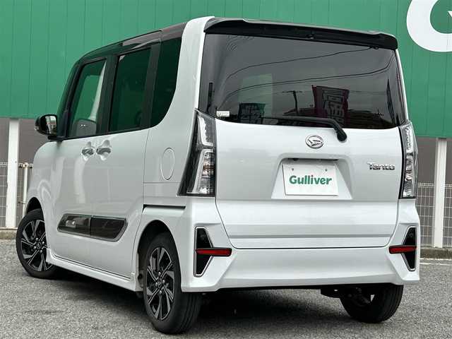 ダイハツ タント カスタム X スタイルセレクション 千葉県 2022(令4)年 2.9万km ブラックマイカメタリック/シャイニングホワイトパール 社外SDナビ/ (フルセグTV/CD/DVD/Bluetooth/iPod)/両側パワースライド/前席シートヒーター/前後コーナーセンサー/バックカメラ/ドライブレコーダー/ETC/衝突軽減ブレーキ/ロングスライドスイッチ/ステアリングスイッチ/オートライト/純正フロアマット/スマートキー/プッシュエンジンスタート