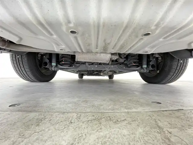 日産 セレナ e－パワー ハイウェイスター V 千葉県 2020(令2)年 2万km ブリリアントホワイトパール 全方位運転支援システム/・インテリジェントエマージェンシーブレーキ/・標識検知機能/・踏み間違い衝突防止アシスト/・車線逸脱防止支援システム/・車線逸脱警報/・後側方衝突防止支援システム/・後側方車両検知警報/・後退時車両検知警報/純正メモリーナビ/・Bluetooth接続/・フルセグTV/・CD/DVD再生/・全方位カメラ/純正フリップダウンモニター/両側パワースライドドア/スマートキー/LEDヘッドライト/ブラインドスポットモニター/前後コーナーセンサー