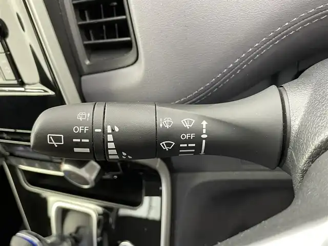 日産 セレナ e－パワー ハイウェイスター V 千葉県 2020(令2)年 2万km ブリリアントホワイトパール 全方位運転支援システム/・インテリジェントエマージェンシーブレーキ/・標識検知機能/・踏み間違い衝突防止アシスト/・車線逸脱防止支援システム/・車線逸脱警報/・後側方衝突防止支援システム/・後側方車両検知警報/・後退時車両検知警報/純正メモリーナビ/・Bluetooth接続/・フルセグTV/・CD/DVD再生/・全方位カメラ/純正フリップダウンモニター/両側パワースライドドア/スマートキー/LEDヘッドライト/ブラインドスポットモニター/前後コーナーセンサー
