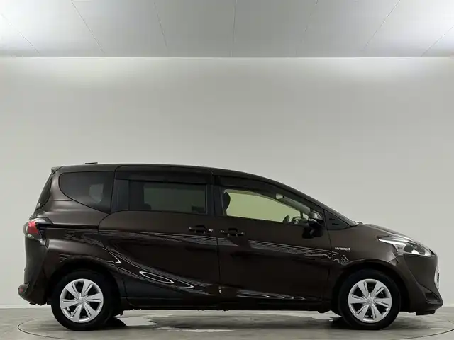 トヨタ シエンタ ハイブリッド ファンベースG 埼玉県 2018(平30)年 3.1万km ヴィンテージブラウンパールクリスタルシャイン 禁煙車　純正９型ナビ　シートヒーター　両側電動スライドドア　全方位カメラ　ＥＴＣ２．０　クルーズコントロール　Ｂｌｕｅｔｏｏｔｈ　フルセグＴＶ　オートハイビーム　衝突被害軽減　LEDヘッドライト　ハンドルヒーター