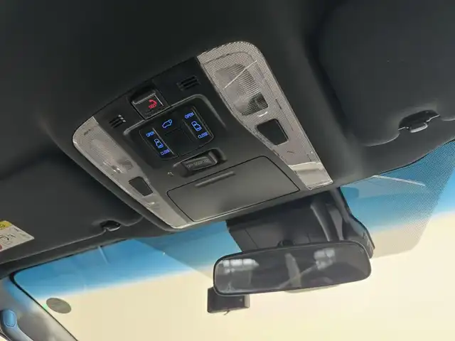 トヨタ アルファードハイブリット S タイプゴールド 三重県 2020(令2)年 6.4万km ホワイトパールクリスタルシャイン ハイブリッド/E-Four（4WD）/MTモード付 インパネCVT/純正 9インチディスプレイオーディオ（ナビ搭載）/（AM/FM/CD*/DVD*/USB/iPod/Bluetooth/TV*/Miracast/AppleCarPlay/AndroidAuto）*…OP/12.1インチ 後席モニター V12T-R68C/バックガイドモニター/両側パワースライドドア/ドライブレコーダー 前後/ビルトインETC2.0/Toyota Safety Sense/●プリクラッシュセーフティ/●レーントレーシングアシスト/●レーダークルコン/●ロードサインアシスト/●アダプティブハイビームシステム/・先行車発進告知機能/・クリアランスソナー/・パーキングサポートブレーキ（前後静止物）/・など/装備/後付けシートヒーター（D/N）/3眼LEDヘッドランプ（専用加飾）/・ハーフレザーシート/・左右＆後席独立オートエアコン/・パワーバックドア/・オットマンシート（2nd）/・AC100Vコンセント（1500W）/・ステアリングスイッチ/・電子パーキングブレーキ＆ブレーキホールド/・オートライト/・フロントフォグランプ/・純正17inAW/・取/ナビ取/・プッシュスタート/・スマートキーx2/など