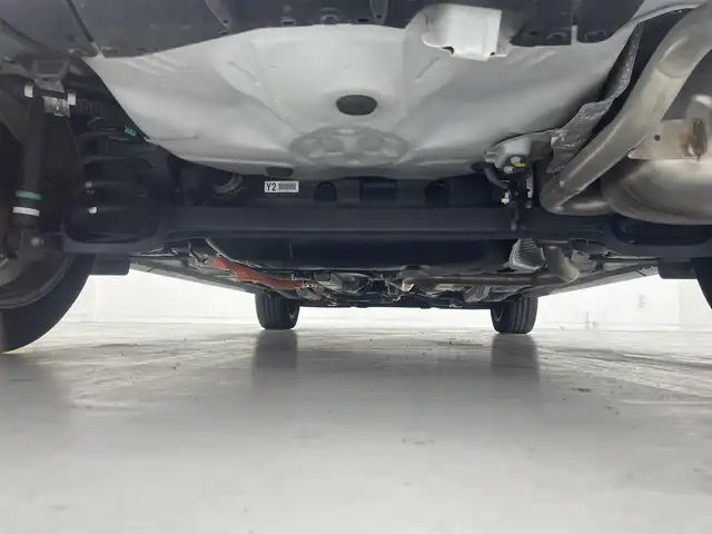 トヨタ アクア クロスオーバー グラム 茨城県 2019(令1)年 1.9万km ホワイトパールクリスタルシャイン 純正ナビ/フルセグTV/Bluetooth/全方位カメラ/ドライブレコーダー/ETC2.0/シートヒーター/コーナーセンサー/LEDヘッドライト/純正16インチアルミホイール/ルーフレール/衝突軽減ブレーキ/横滑り防止装置/レーンアシスト/カーテンエアバッグ/ハーフレザーシート