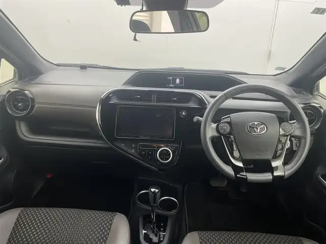 トヨタ アクア クロスオーバー グラム 茨城県 2019(令1)年 1.9万km ホワイトパールクリスタルシャイン 純正ナビ/フルセグTV/Bluetooth/全方位カメラ/ドライブレコーダー/ETC2.0/シートヒーター/コーナーセンサー/LEDヘッドライト/純正16インチアルミホイール/ルーフレール/衝突軽減ブレーキ/横滑り防止装置/レーンアシスト/カーテンエアバッグ/ハーフレザーシート