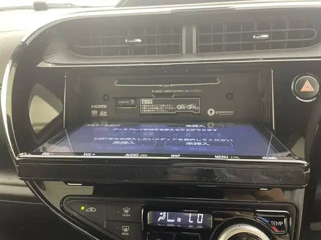 トヨタ アクア クロスオーバー グラム 茨城県 2019(令1)年 1.9万km ホワイトパールクリスタルシャイン 純正ナビ/フルセグTV/Bluetooth/全方位カメラ/ドライブレコーダー/ETC2.0/シートヒーター/コーナーセンサー/LEDヘッドライト/純正16インチアルミホイール/ルーフレール/衝突軽減ブレーキ/横滑り防止装置/レーンアシスト/カーテンエアバッグ/ハーフレザーシート