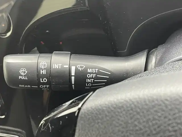 トヨタ アクア クロスオーバー グラム 茨城県 2019(令1)年 1.9万km ホワイトパールクリスタルシャイン 純正ナビ/フルセグTV/Bluetooth/全方位カメラ/ドライブレコーダー/ETC2.0/シートヒーター/コーナーセンサー/LEDヘッドライト/純正16インチアルミホイール/ルーフレール/衝突軽減ブレーキ/横滑り防止装置/レーンアシスト/カーテンエアバッグ/ハーフレザーシート