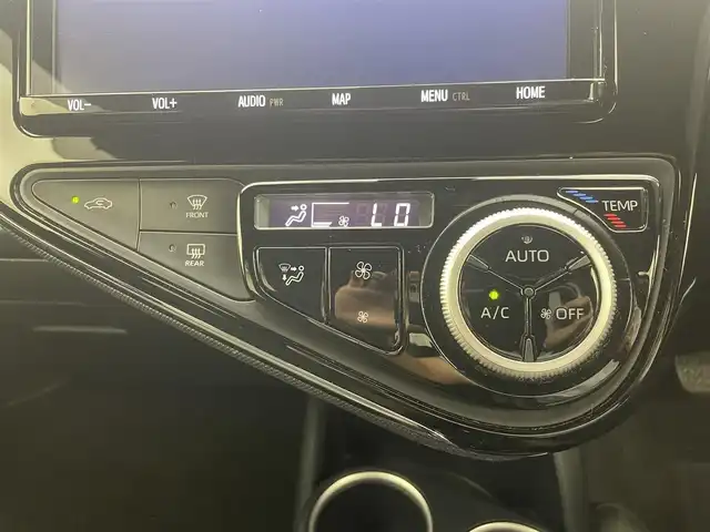 トヨタ アクア クロスオーバー グラム 茨城県 2019(令1)年 1.9万km ホワイトパールクリスタルシャイン 純正ナビ/フルセグTV/Bluetooth/全方位カメラ/ドライブレコーダー/ETC2.0/シートヒーター/コーナーセンサー/LEDヘッドライト/純正16インチアルミホイール/ルーフレール/衝突軽減ブレーキ/横滑り防止装置/レーンアシスト/カーテンエアバッグ/ハーフレザーシート