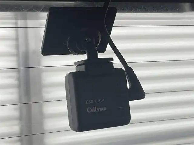 トヨタ アクア クロスオーバー グラム 茨城県 2019(令1)年 1.9万km ホワイトパールクリスタルシャイン 純正ナビ/フルセグTV/Bluetooth/全方位カメラ/ドライブレコーダー/ETC2.0/シートヒーター/コーナーセンサー/LEDヘッドライト/純正16インチアルミホイール/ルーフレール/衝突軽減ブレーキ/横滑り防止装置/レーンアシスト/カーテンエアバッグ/ハーフレザーシート