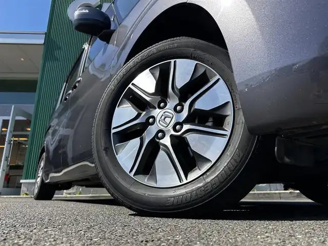 ホンダ ステップワゴン G EX ホンダセンシング 宮城県 2020(令2)年 3.1万km モダンスティールM ホンダセンシング/●衝突軽減ブレーキ〈CMBS〉/●誤発進抑制機能/●歩行者事故低減ステアリング/●路外逸脱抑制機能/●ACC〈アダプティブ・クルーズ・コントロール〉/●LKAS〈車線維持支援システム〉/●先行車発進お知らせ機能/●標識認識機能/純正フリップダウンモニター（VM-155N）/純正9インチナビ（VXM-207VFNi）/・CD/DVD/・Bluetooth/・フルセグTV/バックカメラ/ビルトインETC2.0/ドライブレコーダー/両側パワースライドドア/わくわくゲート/前席シートヒーター/ステアリングスイッチ/LEDヘッドランプ/オートライト/スマートキー＆プッシュスタート/電動格納ミラー/トリプルゾーンコントロール・フルオートエアコンディショナー/純正16インチAW/純正フロアマット/ドアバイザー/W/サイド/カーテンエアバッグ