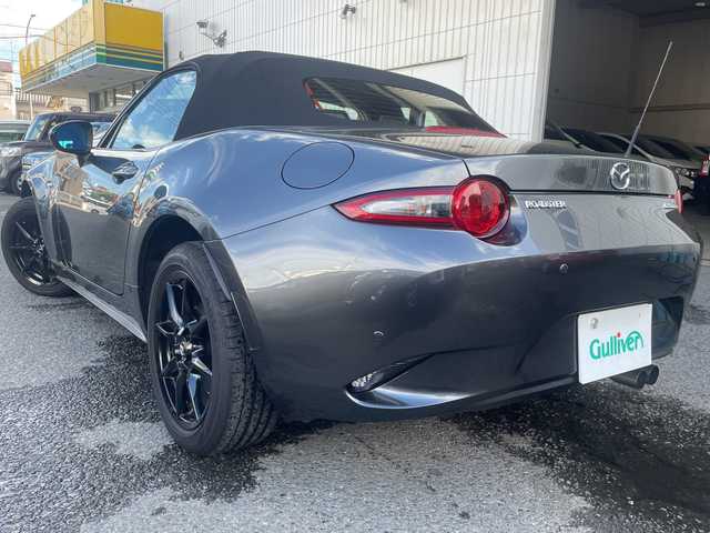 マツダ ロードスター S スペシャルパッケージ 神奈川県 2023(令5)年 0.4万km マシーングレープレミアムM オープンカー/プッシュスタート/シートヒーター/ビルトインETC/オートライト/ステアリングリモコン/USB×2/AUX