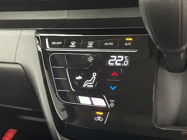 日産 ルークス HWS Gターボ プロパイロットED 鹿児島県 2022(令4)年 2.1万km スパークリングレッド/ブラック 純正9インチナビ/（CD・DVD・Bluetooth・フルセグTV）/プロパイロット/アラウンドビューモニター/エマージェンシーブレーキ/両側パワースライドドア/電動パーキングブレーキ/オートホールド/純正フロアマット/オートライト/リアサンシェード/リアサーキュレーター/スマートキー/プッシュスタート/ドライブレコーダー/純正15インチAW/スペアキー/LEDヘッドライト