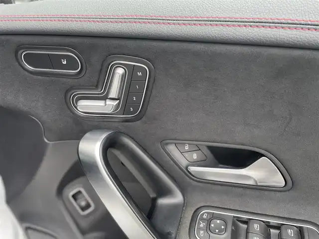 メルセデス・ベンツ ＣＬＡ１８０ Sブレイク AMGライン 千葉県 2020(令2)年 2万km デジタルホワイト パノラミックスライディングルーフ/パワーシート/シートヒーター/純正HDDナビ/バックカメラ/地デジ/パワーバックドア/純正18インチAW/LEDライト/ハーフレザーシート/純正ドライブレコーダー/ワイヤレスチャージング