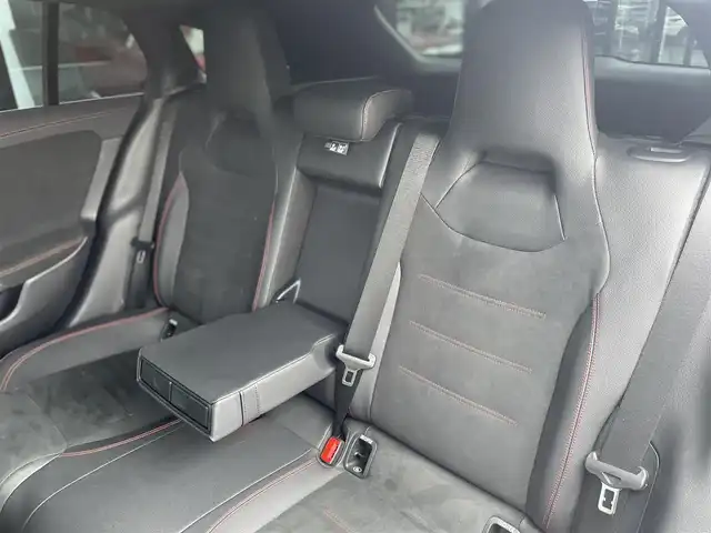 メルセデス・ベンツ ＣＬＡ１８０ Sブレイク AMGライン 千葉県 2020(令2)年 2万km デジタルホワイト パノラミックスライディングルーフ/パワーシート/シートヒーター/純正HDDナビ/バックカメラ/地デジ/パワーバックドア/純正18インチAW/LEDライト/ハーフレザーシート/純正ドライブレコーダー/ワイヤレスチャージング