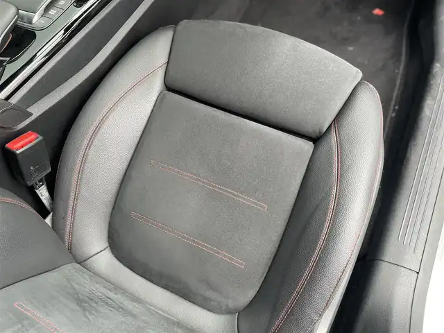 メルセデス・ベンツ ＣＬＡ１８０ Sブレイク AMGライン 千葉県 2020(令2)年 2万km デジタルホワイト パノラミックスライディングルーフ/パワーシート/シートヒーター/純正HDDナビ/バックカメラ/地デジ/パワーバックドア/純正18インチAW/LEDライト/ハーフレザーシート/純正ドライブレコーダー/ワイヤレスチャージング