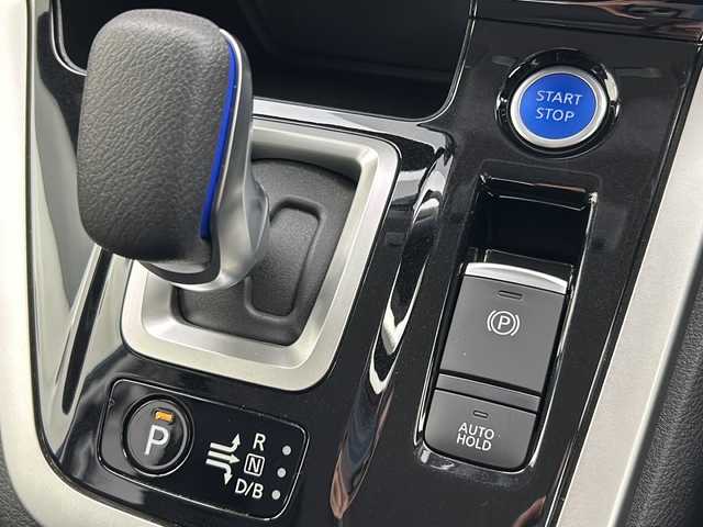日産 セレナ e－パワー ハイウェイスター V 宮城県 2019(平31)年 3.6万km シャイニングブルー 純正９型ナビ/プロパイロット/エマージェンシーブレーキ/エアロパーツ /  フロント サイド リア　SilkBlaze/　リアスポイラー　IMPUL/CD/DVD/BT/フルセグTV/アラウンドビューモニター/レーダークルーズコントロール/両側パワースライドドア/LEDオートライト/フォグランプ/純正15インチアルミホイール/車線逸脱防止支援システム/車線逸脱警報/オートブレーキホールド/前席シートヒーター/前後ドライブレコーダー/コーナーセンサー/スマートキー/ビルトインETC/純正フロアマット