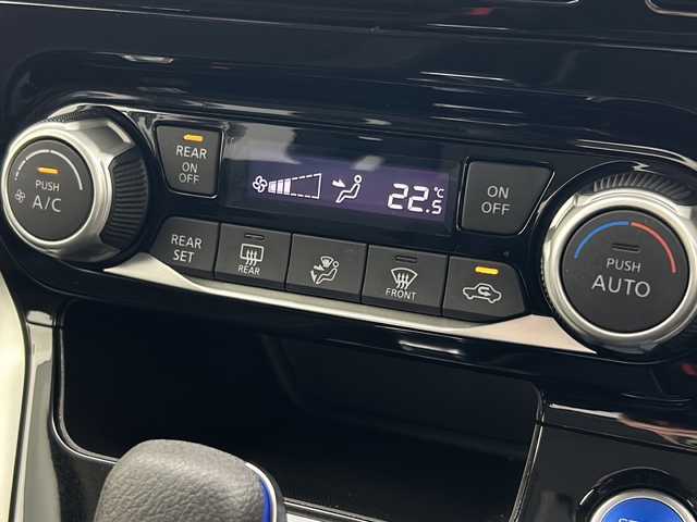 日産 セレナ e－パワー ハイウェイスター V 宮城県 2019(平31)年 3.6万km シャイニングブルー 純正９型ナビ/プロパイロット/エマージェンシーブレーキ/エアロパーツ /  フロント サイド リア　SilkBlaze/　リアスポイラー　IMPUL/CD/DVD/BT/フルセグTV/アラウンドビューモニター/レーダークルーズコントロール/両側パワースライドドア/LEDオートライト/フォグランプ/純正15インチアルミホイール/車線逸脱防止支援システム/車線逸脱警報/オートブレーキホールド/前席シートヒーター/前後ドライブレコーダー/コーナーセンサー/スマートキー/ビルトインETC/純正フロアマット