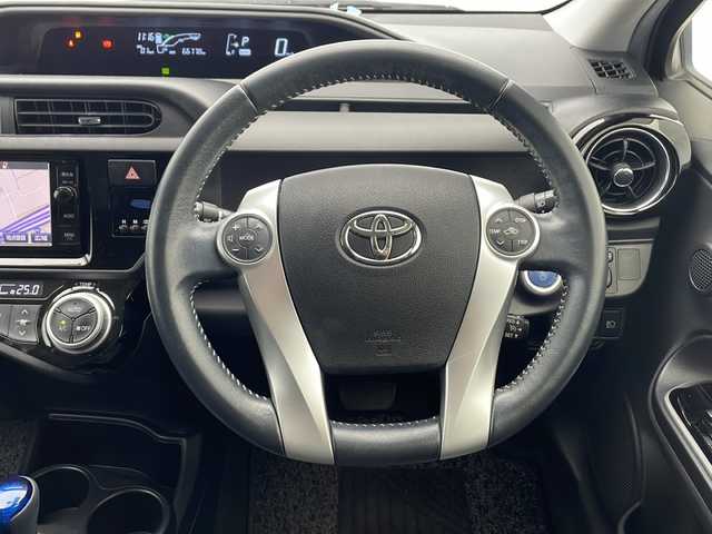 トヨタ アクア G ブラックソフトレザーセレ 千葉県 2016(平28)年 6.7万km ブラックマイカ 純正ナビ/　CD/DVD/Bluetooth/フルセグTV/モデリスタエアロ（F/S/R）/モデリスタアルミホイール/クルーズコントロール/衝突軽減ブレーキ/車線逸脱警報/オートハイビーム/前席シートヒーター/LEDライト/フォグランプ/ビルトインETC/前方ドラレコ/レザーシート/ナノイー/フロアマット/ドアバイザー