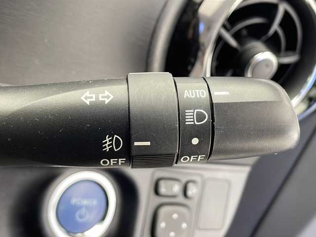 トヨタ アクア G ブラックソフトレザーセレ 千葉県 2016(平28)年 6.7万km ブラックマイカ 純正ナビ/　CD/DVD/Bluetooth/フルセグTV/モデリスタエアロ（F/S/R）/モデリスタアルミホイール/クルーズコントロール/衝突軽減ブレーキ/車線逸脱警報/オートハイビーム/前席シートヒーター/LEDライト/フォグランプ/ビルトインETC/前方ドラレコ/レザーシート/ナノイー/フロアマット/ドアバイザー