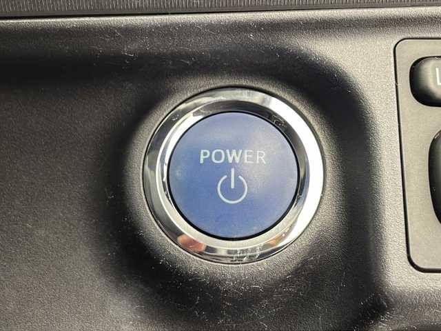 トヨタ アクア G ブラックソフトレザーセレ 千葉県 2016(平28)年 6.7万km ブラックマイカ 純正ナビ/　CD/DVD/Bluetooth/フルセグTV/モデリスタエアロ（F/S/R）/モデリスタアルミホイール/クルーズコントロール/衝突軽減ブレーキ/車線逸脱警報/オートハイビーム/前席シートヒーター/LEDライト/フォグランプ/ビルトインETC/前方ドラレコ/レザーシート/ナノイー/フロアマット/ドアバイザー